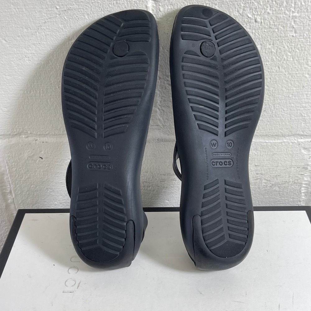 CROCS Black Women's Slingback Flip Sandals - Picture 9 of 12